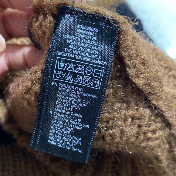 H&M wool knit top brown/ black strips size L ⭐️⭐️⭐️⭐️ - Picture 4 of 10